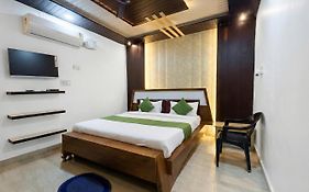 Guru Amrit Residency & Guru Kripa Guest House